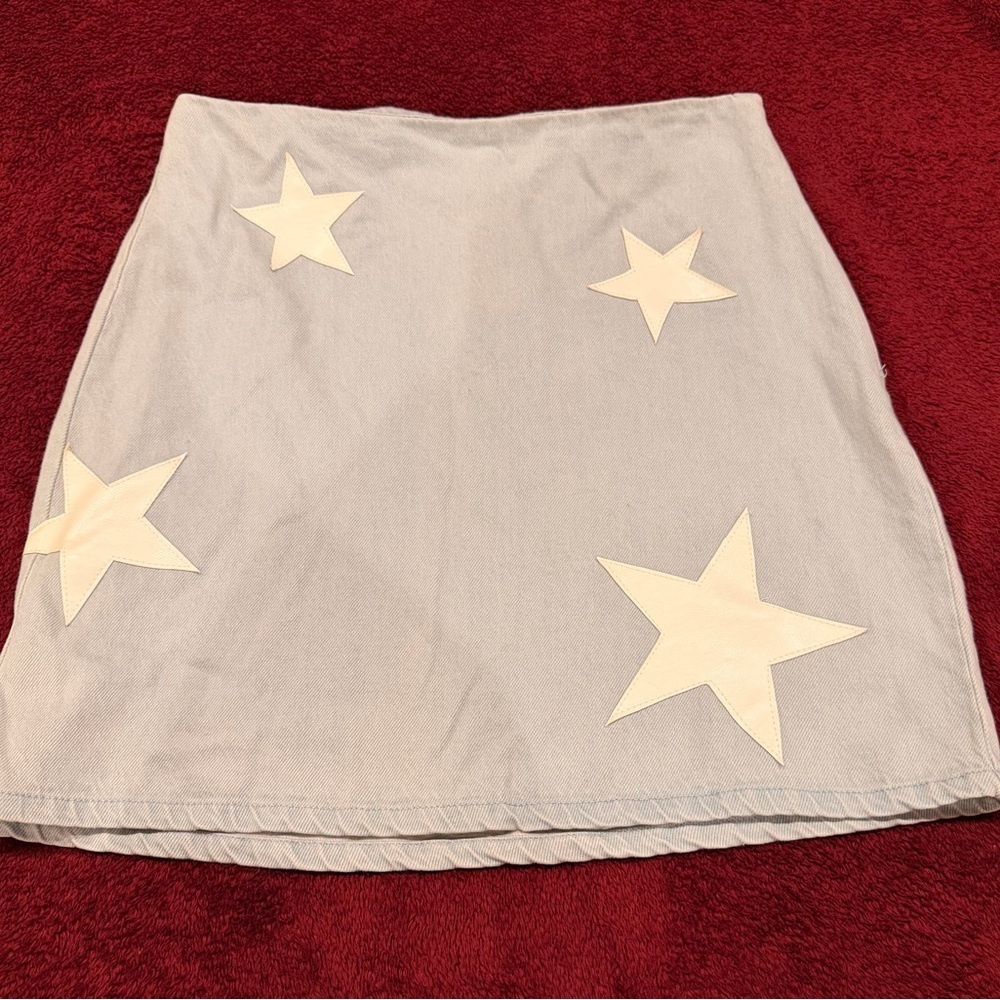 Star Patterned Gray Skirt